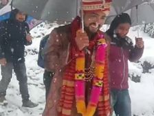 వావ్! మాఘ మాసంలో మంచు కురిసే వేళలో... కొండ కోనలను దాటుకుని మగువను మనువాడిన మగాడు...