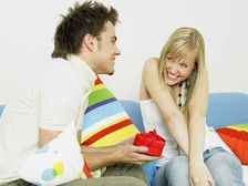 కరోనా టైమ్ లోనూ ఇలా ప్రపోజ్ చేస్తే మీకు కచ్చితంగా విజయం దక్కుతుందట...!