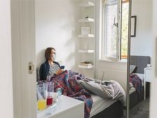 కోవిడ్ 19: మైల్డ్ లేదా అసింటమాటిక్ లక్షణాలతో హోం ఐసోలేషన్ లో ఉన్నవారు ఈ మందులు తప్పనిసరిగా తీసుకోండి..