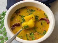 ఆంధ్ర స్టైల్ మామిడికాయ పప్పు ..ఆంధ్ర స్పెషల్ గ్రీన్ మ్యాంగో దాల్ రిసిపి