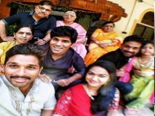 Happy Global Parents Day 2021: మీ పేరేంట్స్ కు స్పెషల్ విషెస్ చెప్పండిలా...