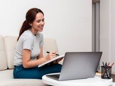 Work From Home: ఇంటి నుండి ఆఫీసు పని చేయడం వల్ల ఎదురయ్యే ఆరోగ్య సమస్యలు!