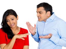 ఈ రాశుల వారు ప్రేమిస్తున్నారో లేదో తెలుసుకోవడం చాలా కష్టం