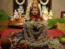 గర్భిణీ స్త్రీలు వరలక్ష్మీ వ్రతాన్ని చేసుకోవచ్చా?