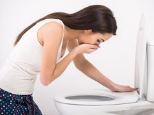 ఫుడ్ పాయిజన్ ఈ మూలికలతో ఇంట్లోనే నయం చేసుకోవచ్చు!