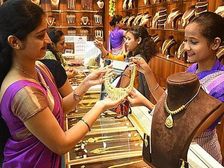 మీ రాశి ప్రకారం ఈ ధంతేరాస్‌ కు షాపింగ్ చేయండి, ఇల్లు ఆనందం మరియు శ్రేయస్సుతో నిండి ఉంటుంది!