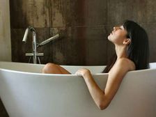 గర్భిణీ స్త్రీ వేడి నీటి ట్యాంక్ ఉపయోగించవచ్చా? అబార్షన్ చేయడం సాధ్యమేనా?