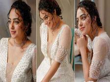 Bheemla Naik Nitya Menon:సందర్భానికి తగ్గ ‘నిత్య’నూతనంగా కనిపించాలంటే..ఈ డ్రస్సులను ట్రై చేయండి.. 