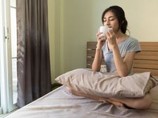 పళ్ళు తోముకోకుండా పొద్దున్నే ఖాళీ కడుపుతో టీ తాగితే ఎలాంటి ఇబ్బందులు వస్తాయో తెలుసా?