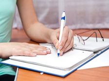 ఎడమచేతి వాటం ఉన్నవారు చాలా తెలివైన వారని మీకు తెలుసా? మీకు తెలియని ఎన్నో రహస్య విషయాలు ఇక్కడ ఉన్నాయి!