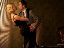 మగవారి చేతిలో ఈ రేఖ మిగిలిపోతే వారి నాశనానికి కారణం కామం..!