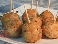 Potato Lollipop Recipe: కరకరలాడే... పొటాటో లాలిపాప్