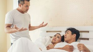 బోర్ కొట్టినా, సుఖం లేకపోయినా భార్యలు భర్తలను మోసం చేస్తారు.. ఇంకా చాలానే రీజన్స్ ఉంటాయి