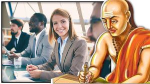 Chanakya Niti: ఈ లక్షణాలున్న వ్యక్తులు సమాజంలో ఉన్నతమైన, గౌరవనీయమైన స్థాయికి వెళ్తారు