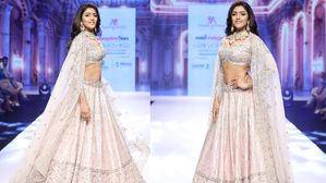 Bangalore Times Fashion Week: ర్యాంప్‌పై ఈషా పాప హొయలు, అందాలతో హాట్ షో