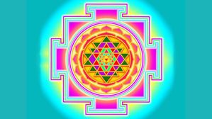 శ్రీచక్రం ఇంట్లో ఉంచి పూజిస్తే మీరు ధనవంతులు అవ్వడం ఖాయం!