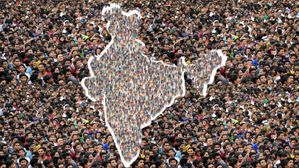 India Population: జనాభాలో చైనాను అధిగమించిన భారత్, 142.86 కోట్ల జనాభాతో తొలిస్థానం 