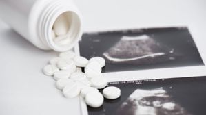 Mifepristone: మిఫిప్రిస్టోన్ అంటే ఏంటి? అబార్షన్ మాత్రల వాడకంపై అమెరికా కోర్టుల భిన్న తీర్పులు