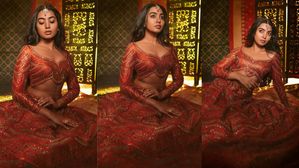 Shivathmika: ఘాటు అందాలతో శివాత్మిక ఫోజులు, పైట తీసేసి మరీ గ్లామర్ ట్రీట్