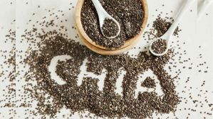 సబ్జా గింజలు తెగ తినేస్తున్నారా? జాగ్రత్త! సైడ్ ఎఫెక్ట్స్ ఇబ్బంది పెడతాయి 