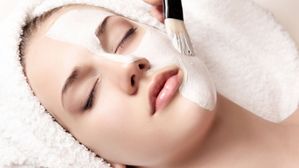 Beauty Tips: చర్మ రకాన్ని బట్టి ఎలాంటి ఫేషియల్ ఎంచుకోవాలో తెలుసా? 