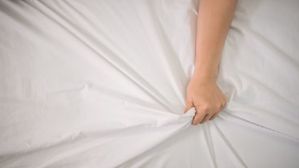 హస్త ప్రయోగం చేసుకునే వాళ్లకు స్వప్న స్కలనం జరగదా.. నిజమెంతా?