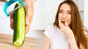 Cucumber: దోసకాయలను పొట్టు తీయకుండా తింటున్నారా? అయితే ఇది కచ్చితంగా తెలుసుకోండి...!