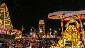 తిరుమలలో అశ్వ వాహ‌నంపై కల్కి అలంకారంలో శ్రీ మ‌ల‌య‌ప్ప‌