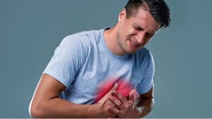Silent Heart Attack in Winter: చలికాలంలో ఉదయాన్నే ఈ లక్షణాలు కనిపిస్తే గుండెపోటు రాబోతోందని అర్థం...!