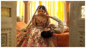 ఆ ఊరిలో ఫస్ట్ నైట్ కి ముగ్గురు.? మైండ్ బ్లాక్ చేసే పెళ్లి ఆచారాలు..!