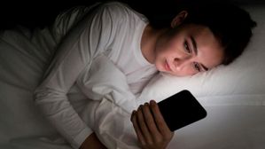 రాత్రి మినిమం 8గంటలు నిద్రపోకపోతే శరీరంలో జరిగే అతి పెద్ద నష్టాలు ఇవే..జాగ్రత్త!!