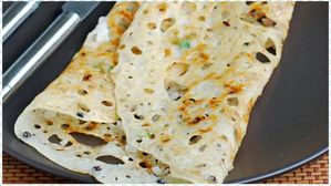 ఉల్లిపాయ రవ్వ కారం దోసె కొబ్బరి చట్నీతో మార్నింగ్ బ్రేక్ ఫాస్ట్ ఎంజాయ్ చేయండి