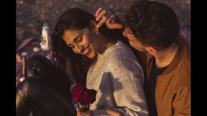 వెడ్డింగ్ యానివర్సరీని ఇలా రొమాంటిక్‌గా కొత్తగా జరుపుకోండి..!