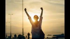 Motivational Quotes : తనతో తను ప్రేమలో పడే వ్యక్తికి శత్రువులే ఉండరు..