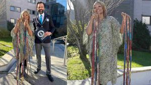 అత్యంత పొడవైన గోళ్ల కలిగిన మహిళగా గిన్నిస్ రికార్డ్..! ఆ పనిని ఎలా చేసుకుంటారని ప్రశ్నిస్తున్న నెటిజన్లు..!