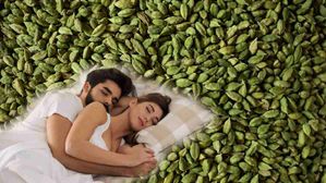 యాలాకుల గోరు వెచ్చని నీళ్లు తాగితే.. పురుషుల్లో ఆ సమస్యకు చెక్ పెట్టినట్లే..!