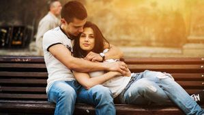 భార్యా భర్తలు కలిసి ఇలా సెలబ్రేట్ చేసుకోవాలి..! అవేంటో మీరే తెలుసుకోండి..!