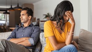 మీ భాగస్వామిలో ఇలాంటి లక్షణాలు కనిపిస్తున్నాయా? అయితే మీరు జాగ్రత్తగా ఉండాల్సిందే!