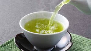 Green Tea: గ్రీన్ టీ ఆరోగ్యానికి మంచిదని ఎక్కువగా తాగేస్తున్నారా? ఈ విషయం తెలిస్తే షాక్ అవ్వాల్సిందే!
