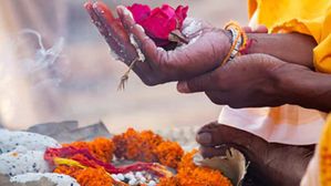 16 samskaaraas: పుట్టుక ముందు నుంచి చావు వరకు..హిందూమతంలోని 16 ముఖ్య ఆచారాలివే