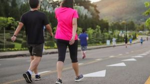 నడక మంచిదే కానీ..అలా వాక్ చేస్తే చాలా డేంజర్!