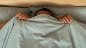 Winter: చలికాలంలో ముఖంపై దుప్పటి కప్పుకొని పడుకుంటున్నారా? పడుకుంటే ఏమవుతుందో తెలుసా?