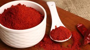 మార్కెట్‌లో దొరికే నకిలీ కారం పొడిని ఎలా గుర్తించాలంటే,ఇంత సింపులా!