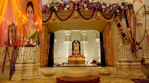 Ram Mandir 1st Anniversary 2025: హిందువుల కల నెరవేరిన రోజు..రామమందిర వార్సికోత్సవ విషెస్ ఇలా చెప్పుకోండి
