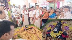 వెంకటేశ్వర స్వామి మహాత్యం..పులిహోరలో భక్తులకు దర్శనం