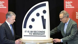 ఈ గడియారం ఒక్క ఒక్క సెకండ్ కదిలితే యుగాంతం అయిపోతుంది.. ఇప్పుడు అందులో టైం ఎంతంటే?