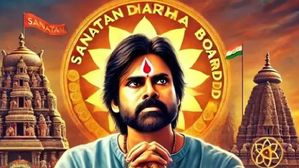 సనాతన ధర్మ టూర్ కి బయల్దేరిన ఏపీ డిప్యూటీ సీఎం..పవన్ కళ్యాణ్ లుక్ అదిరిపోయింది!..ఫొటోలు చూడండి