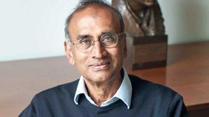 మనిషి మరణాన్ని జయించాలంటే ఏం చేయాలో చెప్పిన శాస్త్రవేత్త.. 120 సంవత్సరాలు గ్యారెంటీ!