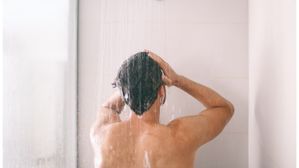 వేసవిలో వేడి నీటితో స్నానం చేస్తే ఏమవుతుంది? నిపుణులు ఏమంటున్నారంటే?