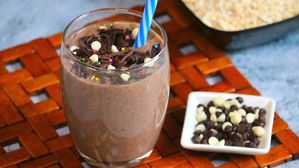 బయటి కంటే డబల్ టేస్ట్‌తో చాక్లెట్ మిల్క్ షేక్ ఇంట్లోనే తయారు చేసుకోవచ్చు.. ఎలా అంటే?